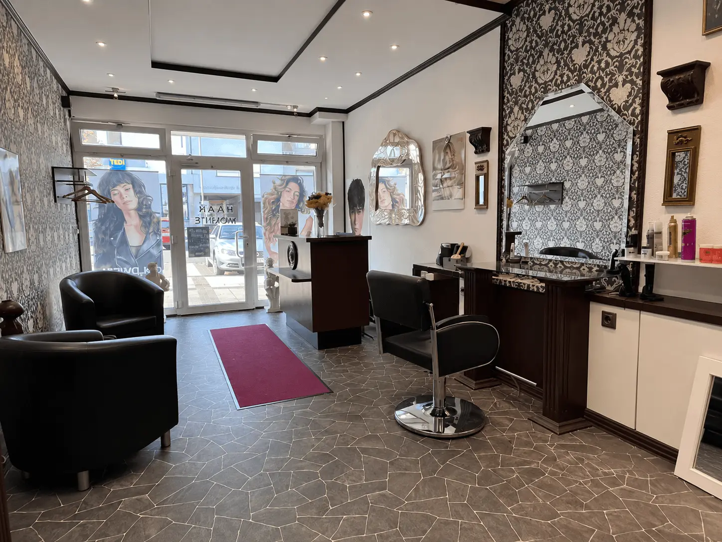 Einblick in den Friseursalon Haarmonie